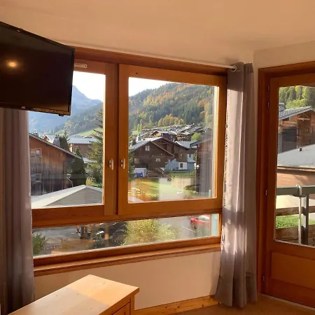 2 Etoiles Lumineux A 600m Du Centre De Avec Tennis Privatif Et Navette Gratuite - Fr-1-679-1 * Morzine